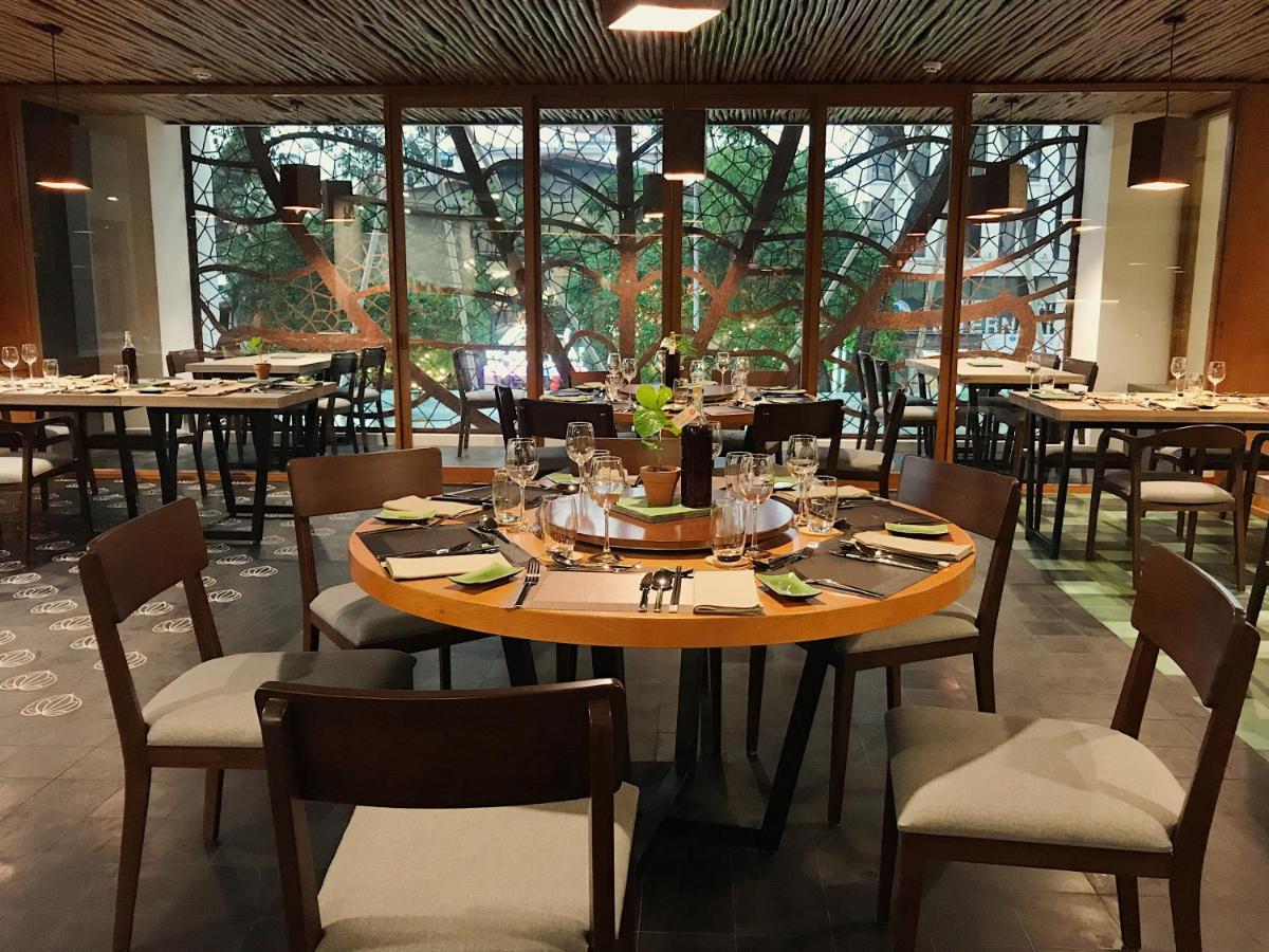 Emm Saigon Khách sạn TP. Hồ Chí Minh