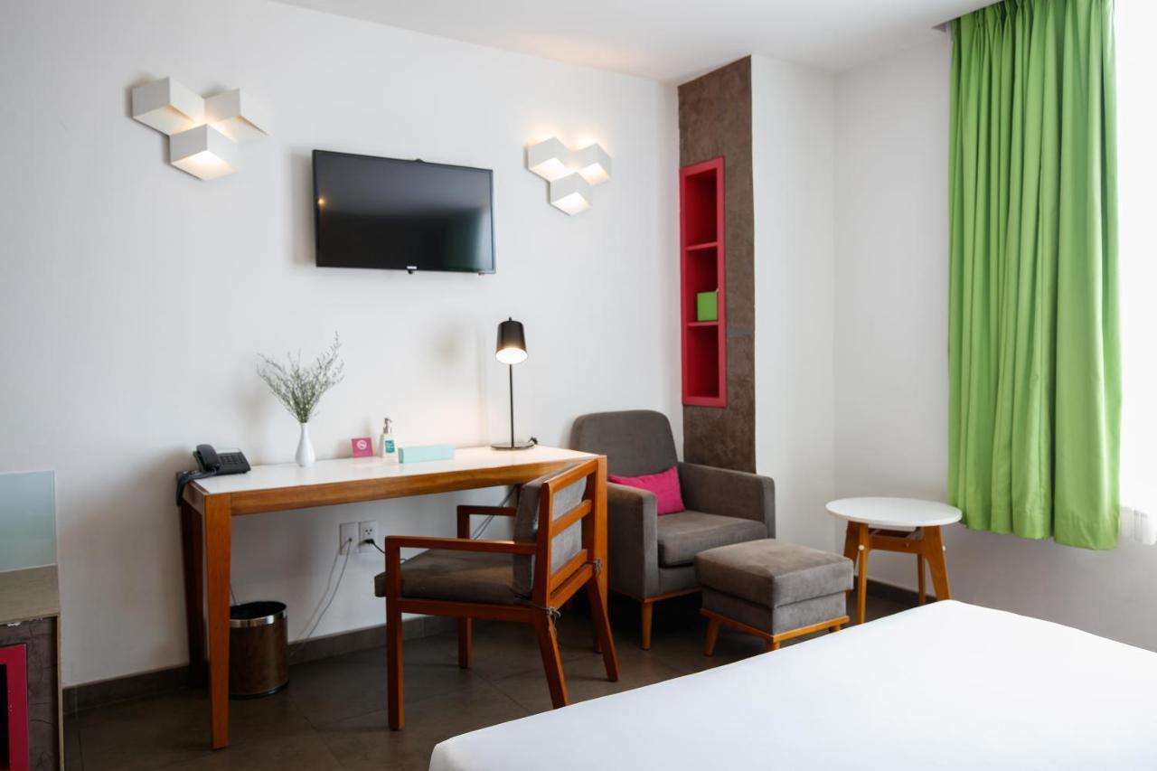 Khách sạn Emm Saigon TP. Hồ Chí Minh